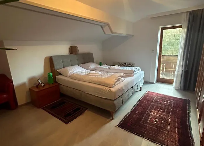 Dom wakacyjny Fridas Place - Der Blick Ueber Ganz - 160 M2 Ferienoase - Ganzes Haus Bis Zu 8 Personen Villach